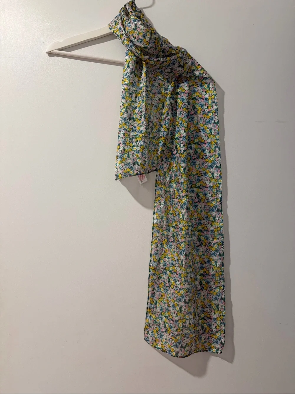 Accessorize UK DITSY FLORAL SILK SCARF